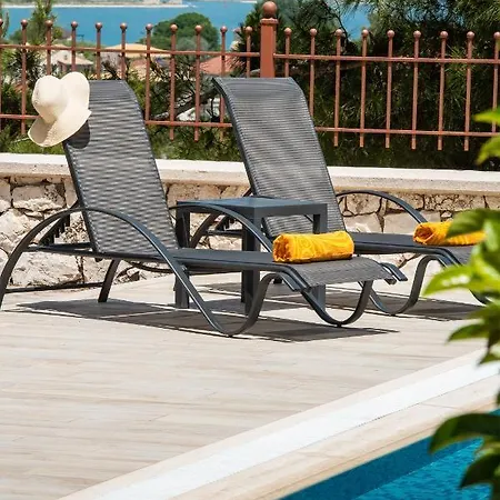 Dv Luxury Villas - Sunrise